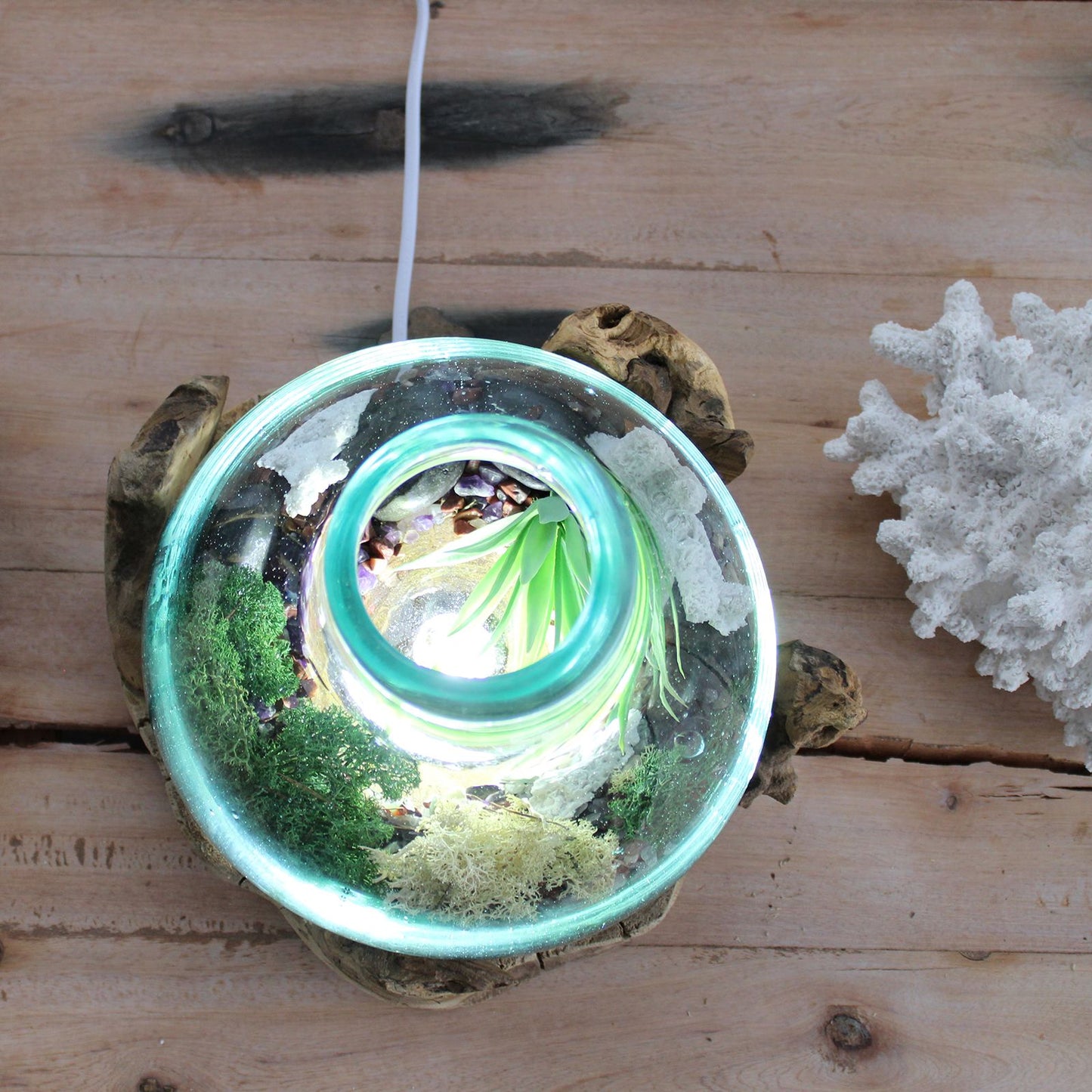 Molten Glass Large Bowl on Wood with Light 3.7L