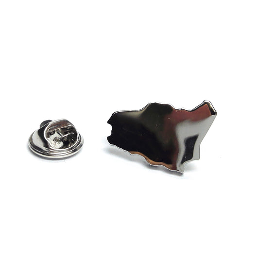 Saudi Arabia Outline Map Lapel Pin Badge