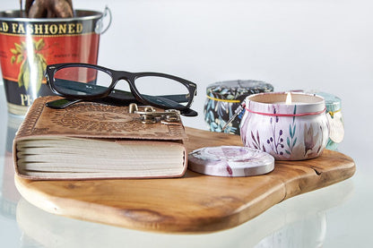 Parisian Weekend Art Tin Candle – Peony Fragrance