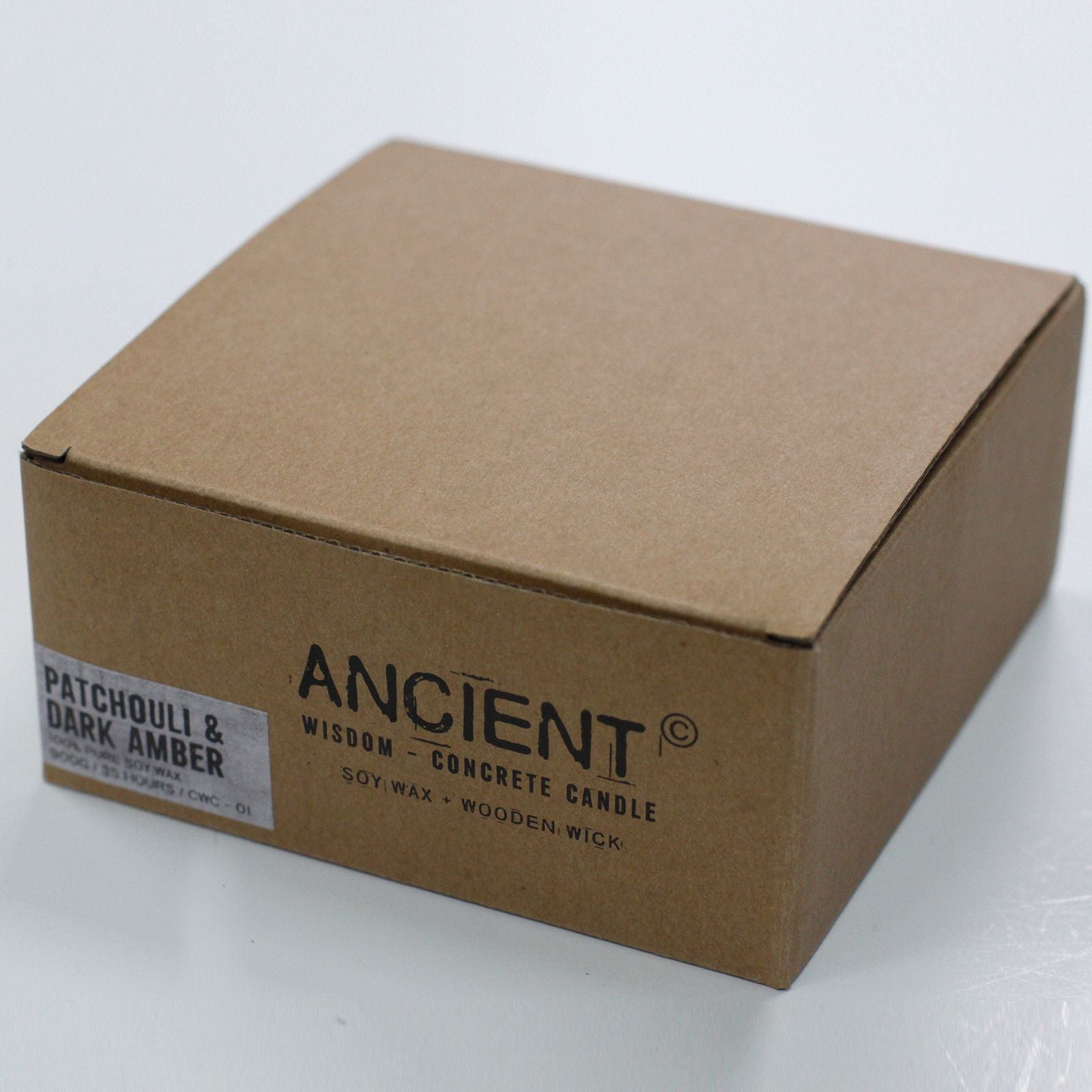 Round Candle – Patchouli & Dark Amber Blend