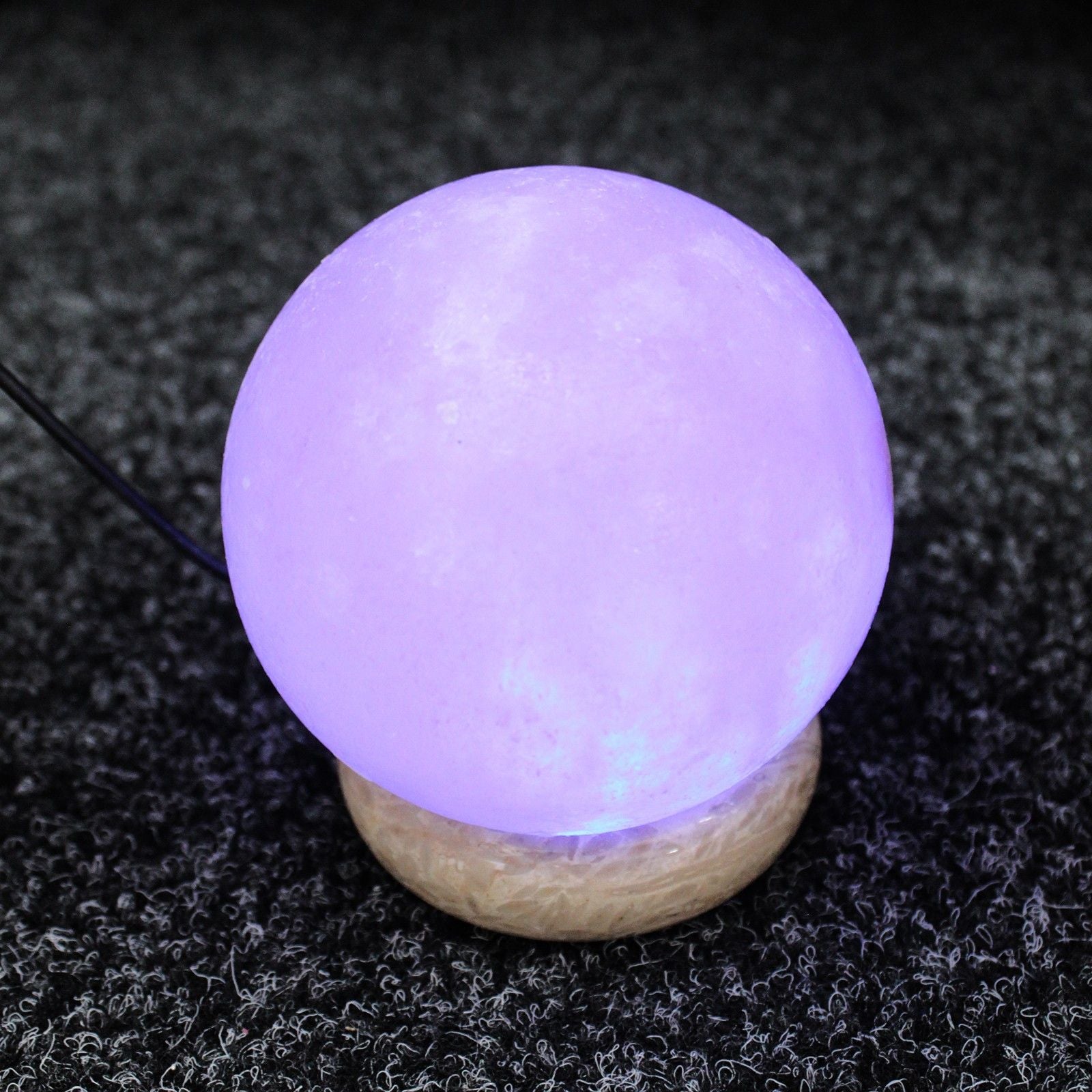USB Salt Lamp Sphere 8cm – Colour-Change