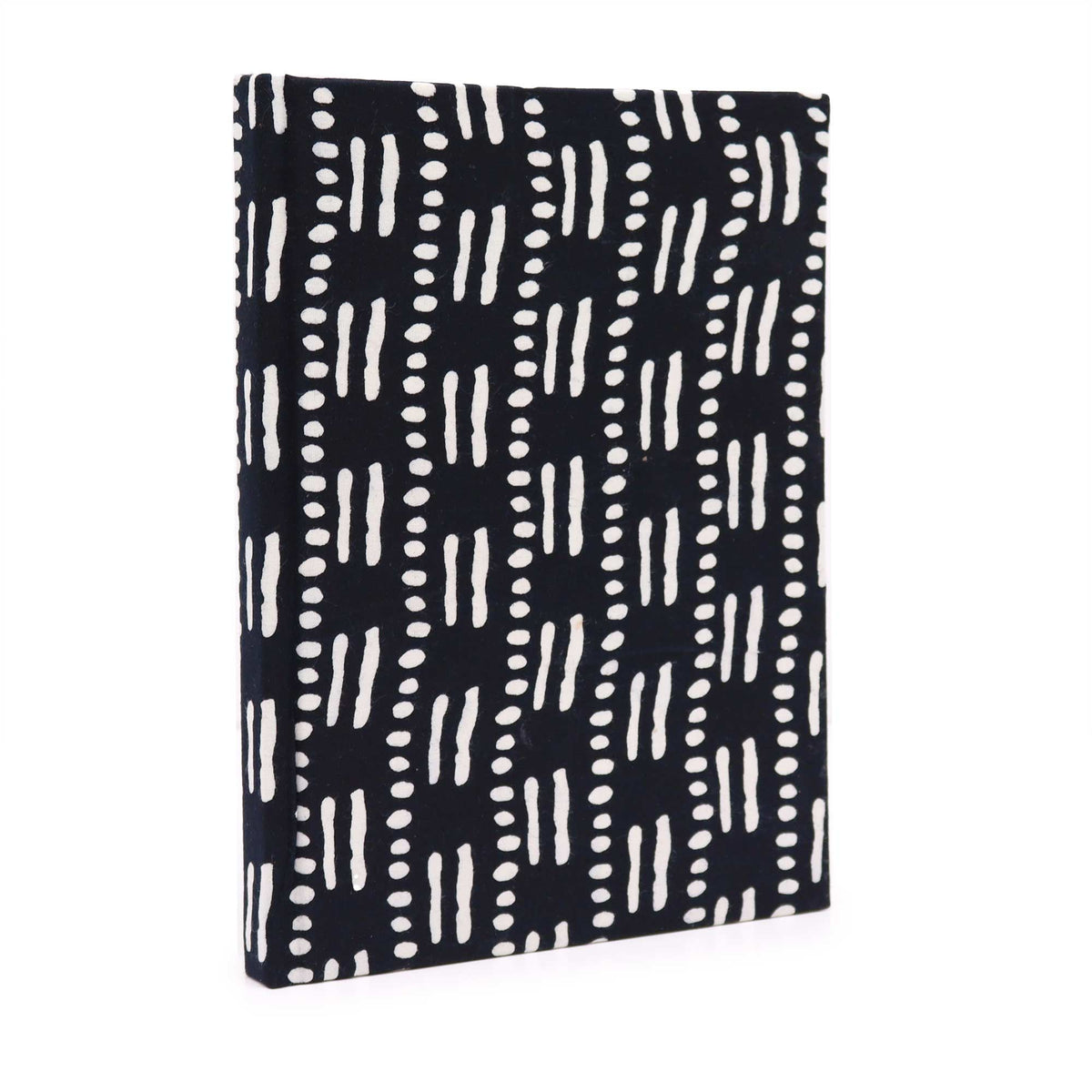 Cotton Bound Notebooks 20x15cm – 96 pages – Black Dots & Dashes