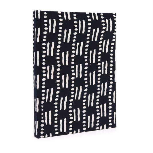 Cotton Bound Notebooks 20x15cm – 96 pages – Black Dots & Dashes
