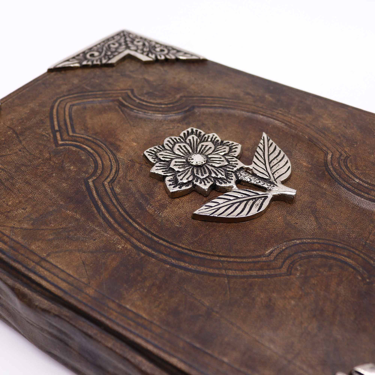 Hefty Red Tan Book – Zinc Rose Decor – 200 Deckle Edges Pages – 26x18cm