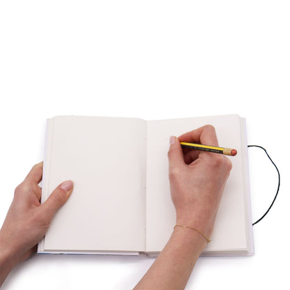 Notebook with strap – Flowers in the same garden