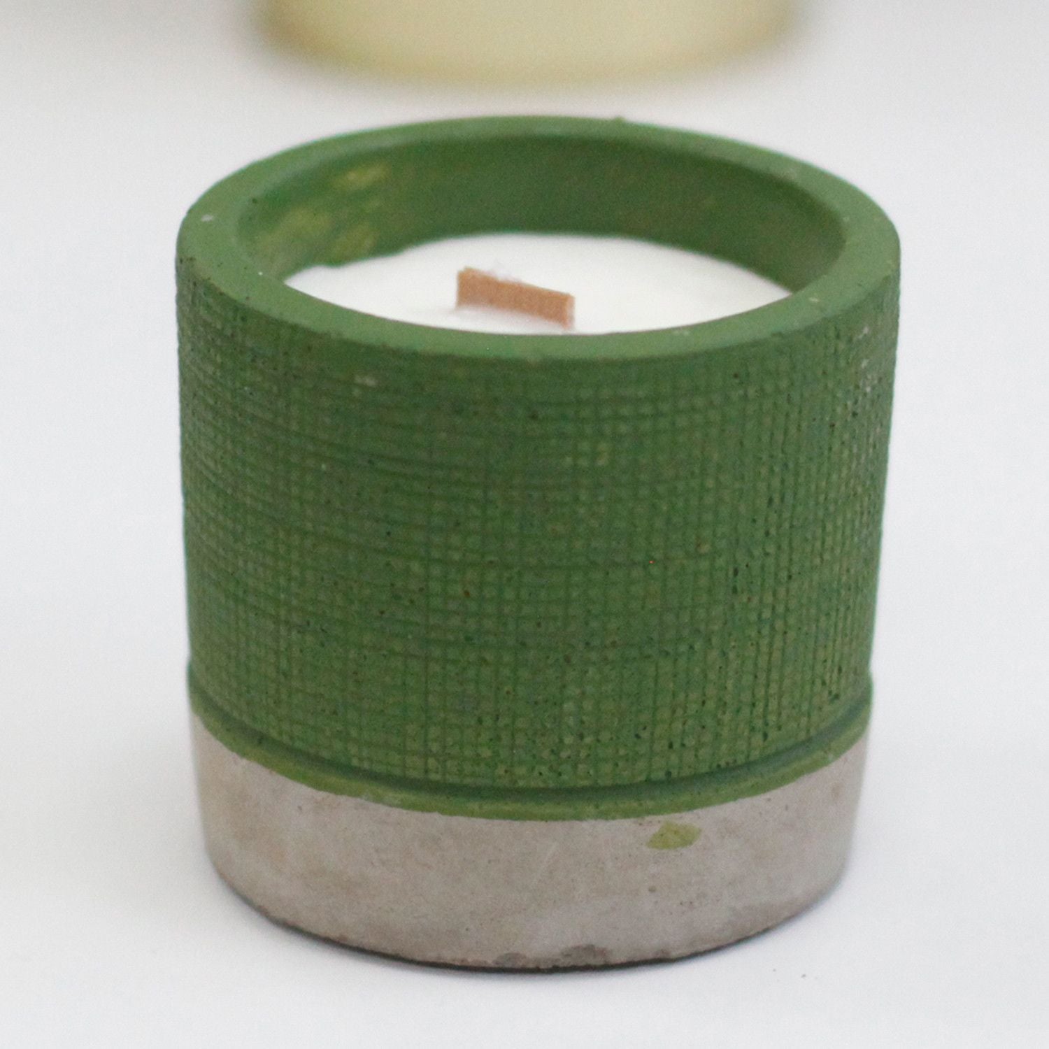 Green Pot Candle – Sea Moss & Herbal Aroma