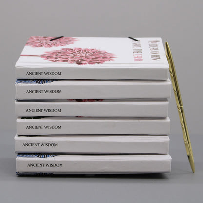 Notebook with strap – Flowers in the same garden