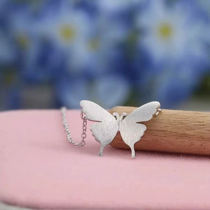 Butterfly Necklace – 925 Silver 18-Inch Chain with Elegant Butterfly Pendant