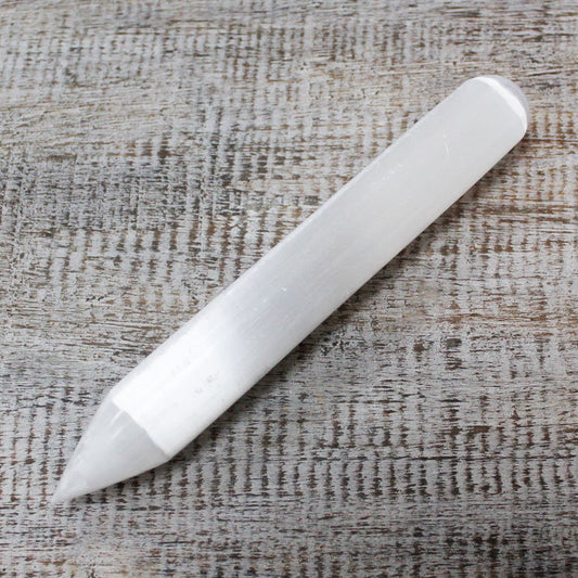 Selenite Wand - 16 cm (Point one End) - Ashton and Finch